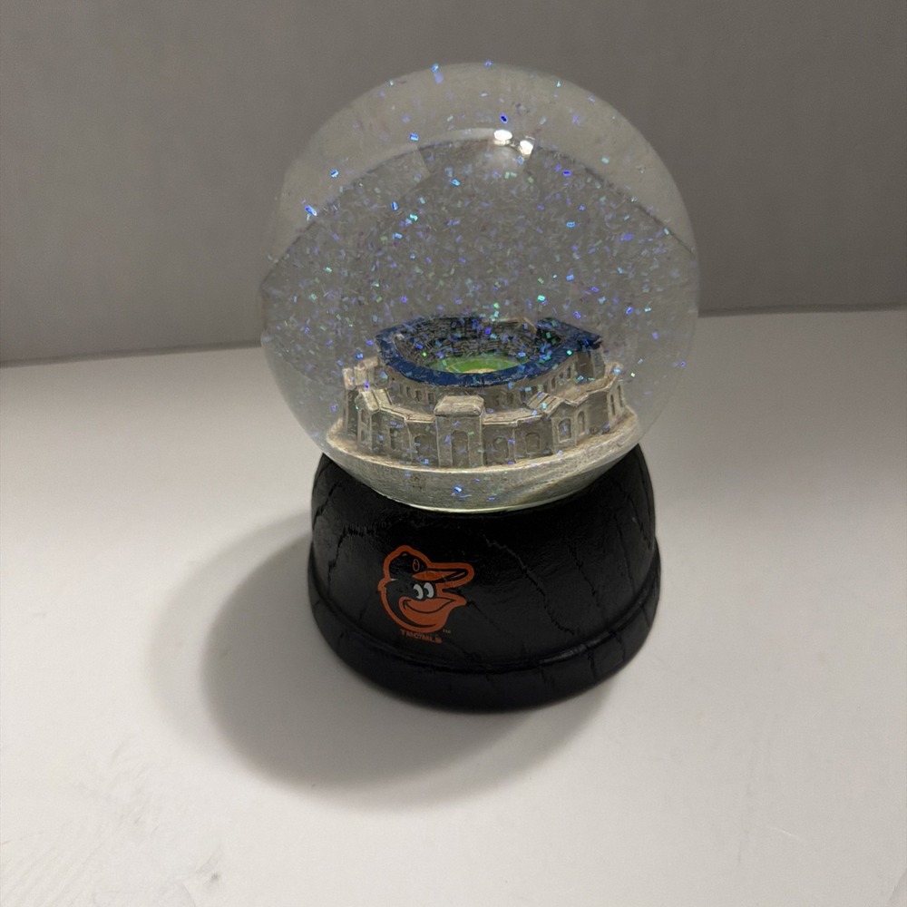 Baltimore Orioles Camden Yards Stadium Snow Globe Bottle Opener MLB Collectible - Picture 1 of 6